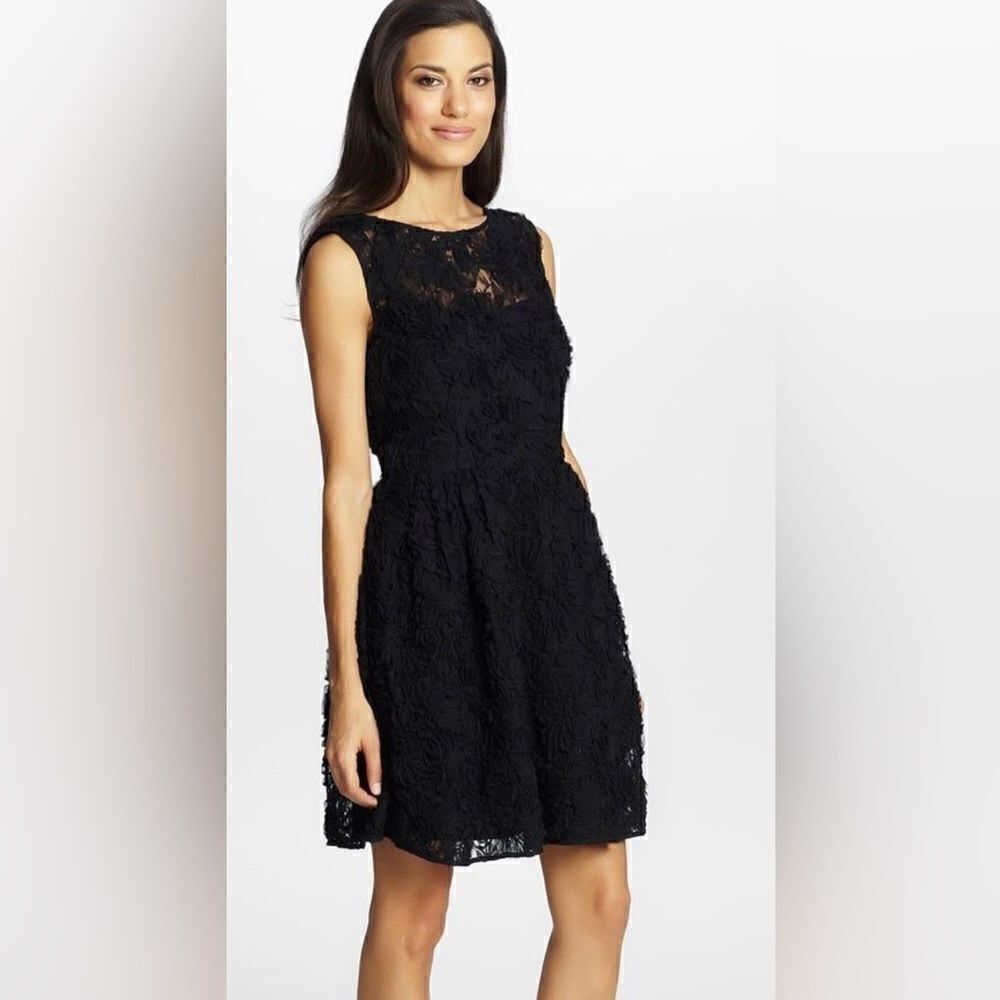 NWT Cynthia Steffe Black Lace Sleeveless Shift Dress Sz. 6